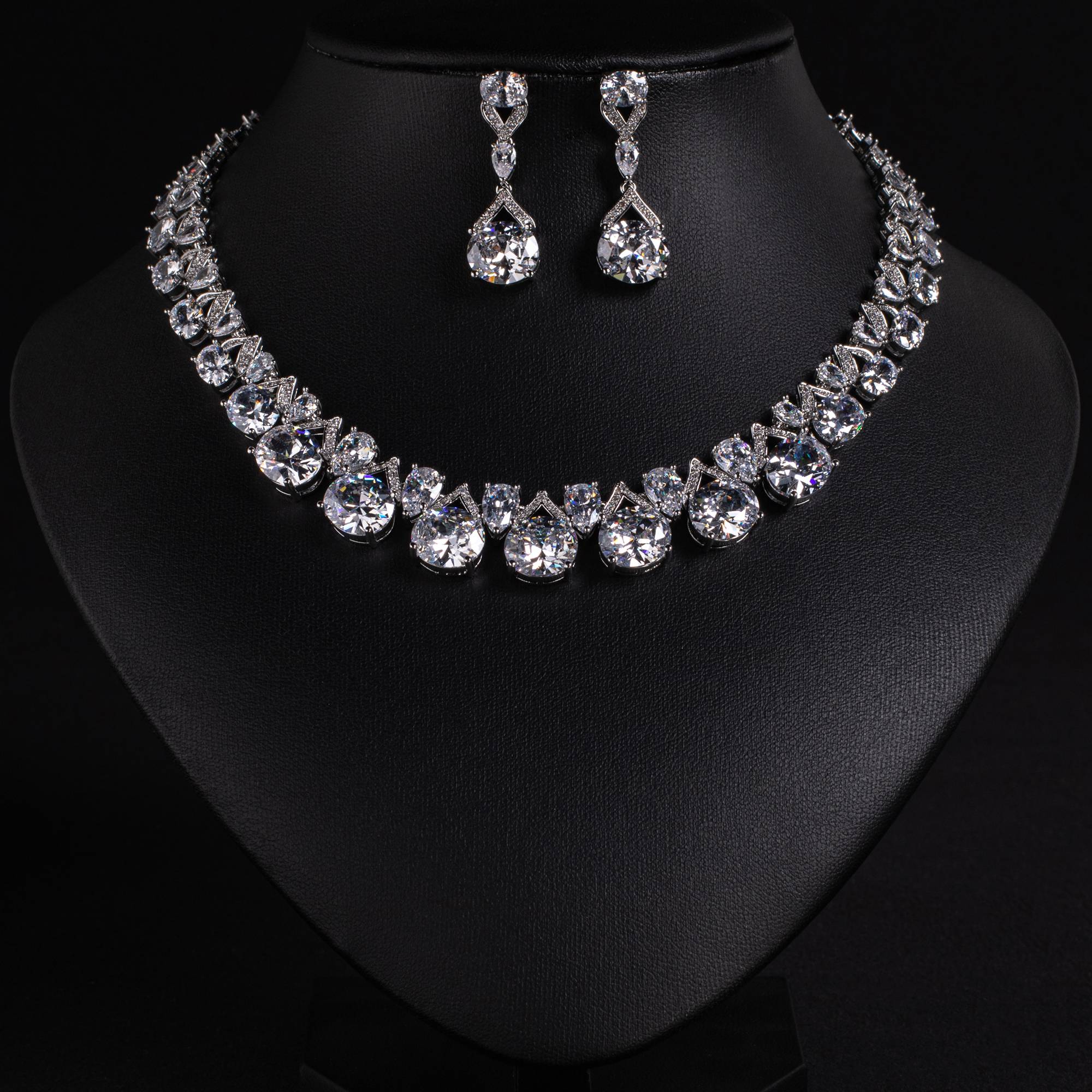 Elegant 18k Gold Plated Large Crystal Collar Necklace Set for Brides