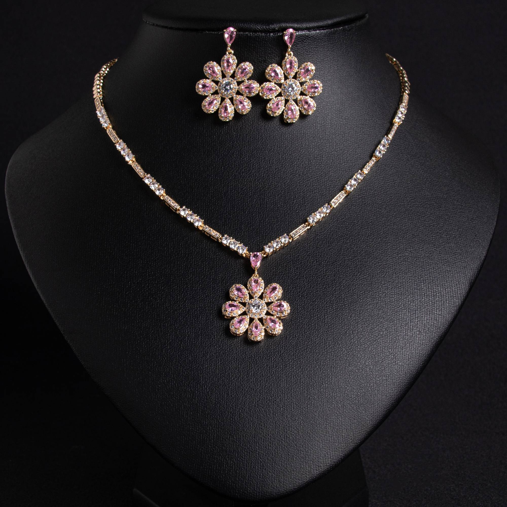 Bridal 18k Gold Plated Floral Pendant Jewelry Set | Lonceen