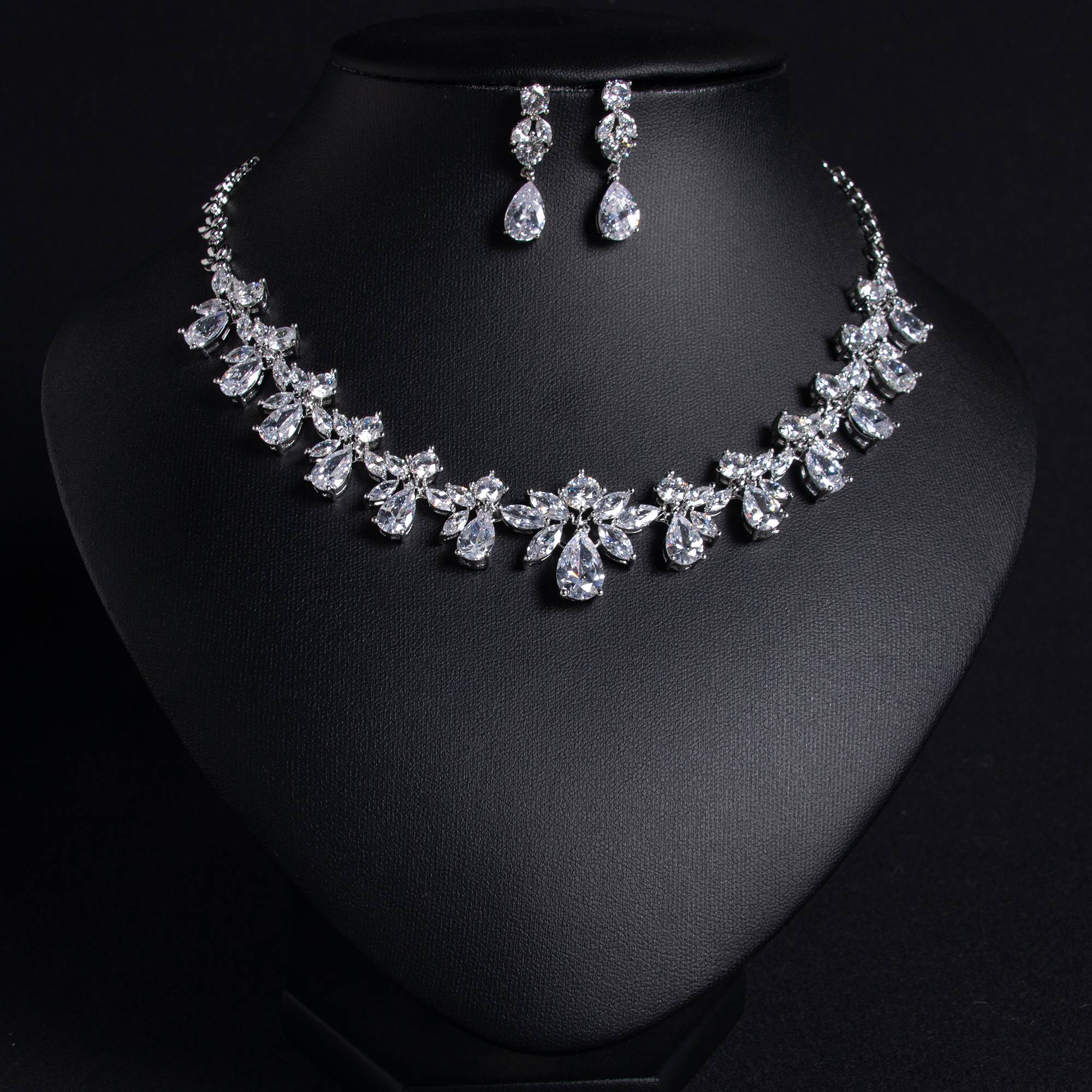 Elegant 18k Gold Plated Teardrop Floral Bridal Jewelry Set
