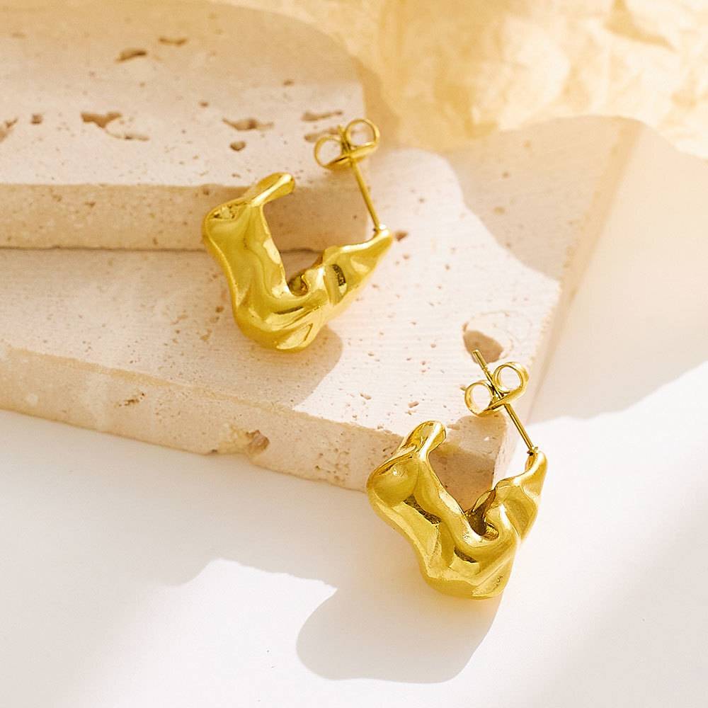 Stainless steel fish-mouth fashion boutique jewelry earrings, custom retro women's clothing designer gold boutique jewelry earrings