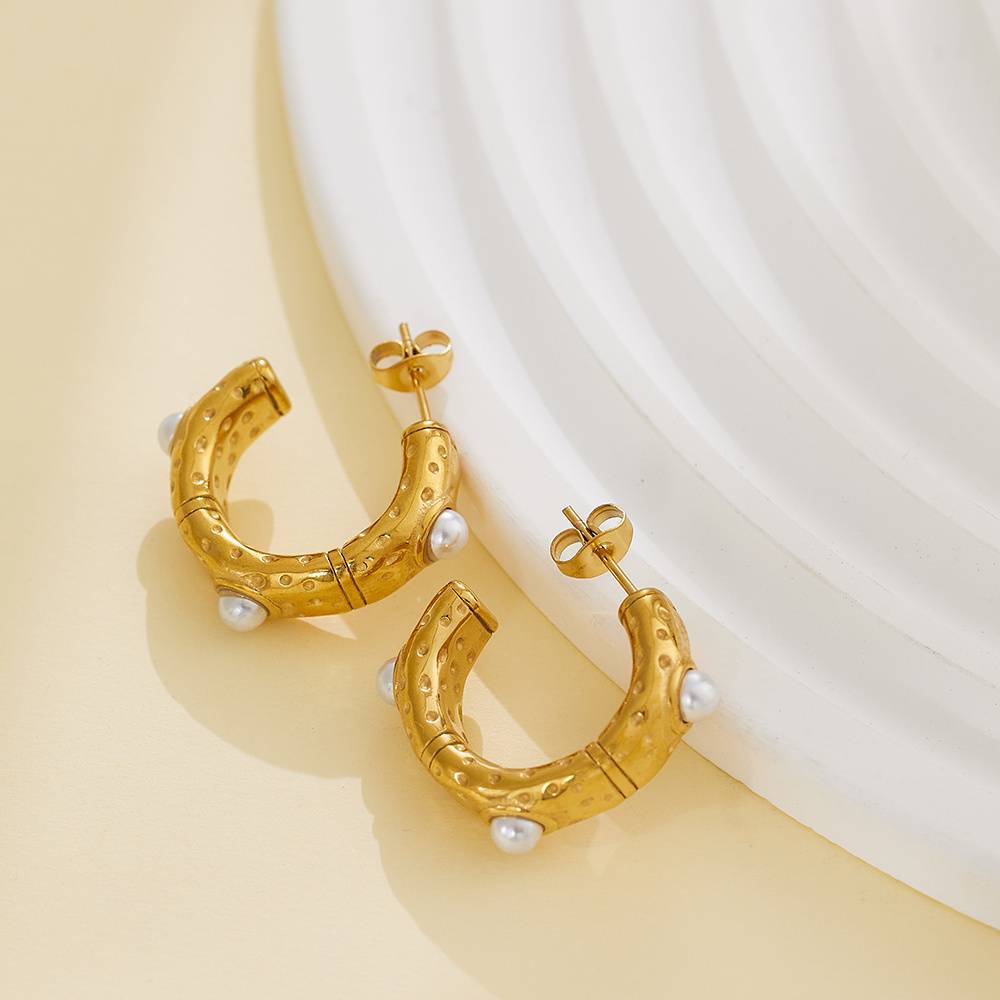 Luxurious retro 18K PVD gold-plated high-polish waterproof 7mm thick wholesale fashionable stainless steel women's hoop earrings