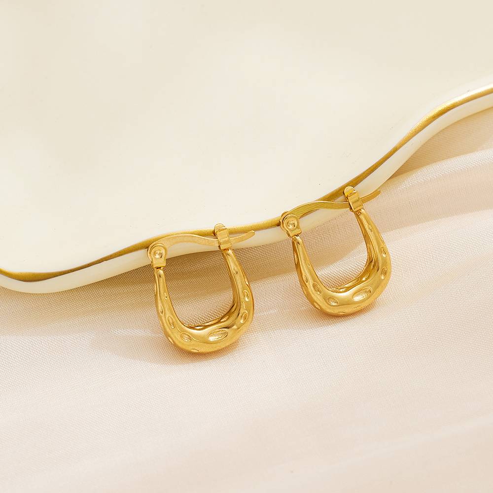 Electroplating wholesale 18k gold-plated women's custom U-shaped gold fashion jewelry shiny stainless steel earrings