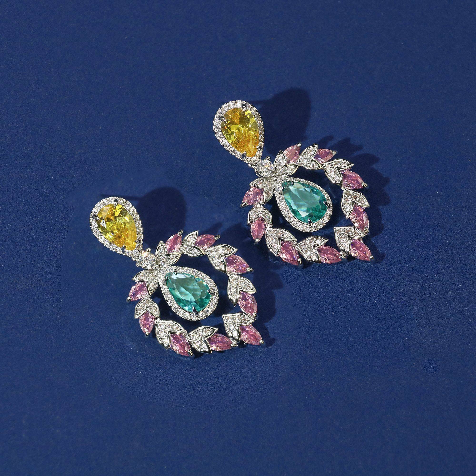 18K ゴールドメッキ キュービックジルコニア ティアドロップ リーフ ドロップ イヤリング レディース