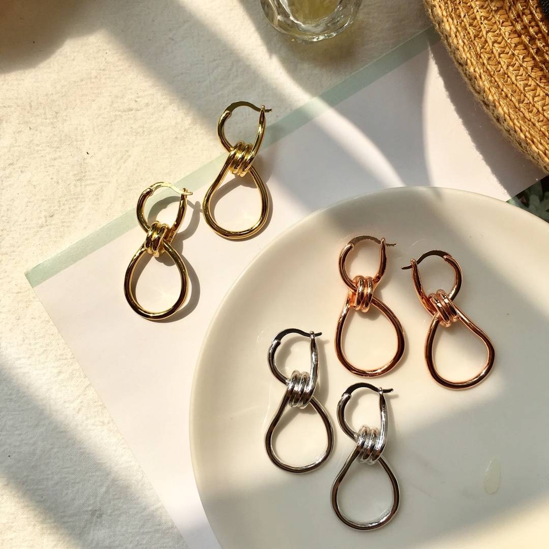 Lonceen Stylish Metallic Knot Drop Earrings