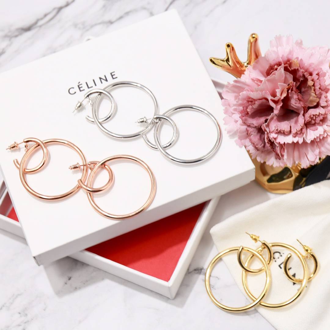 Lonceen Bold Dual-Circle Metallic Hoop Earrings