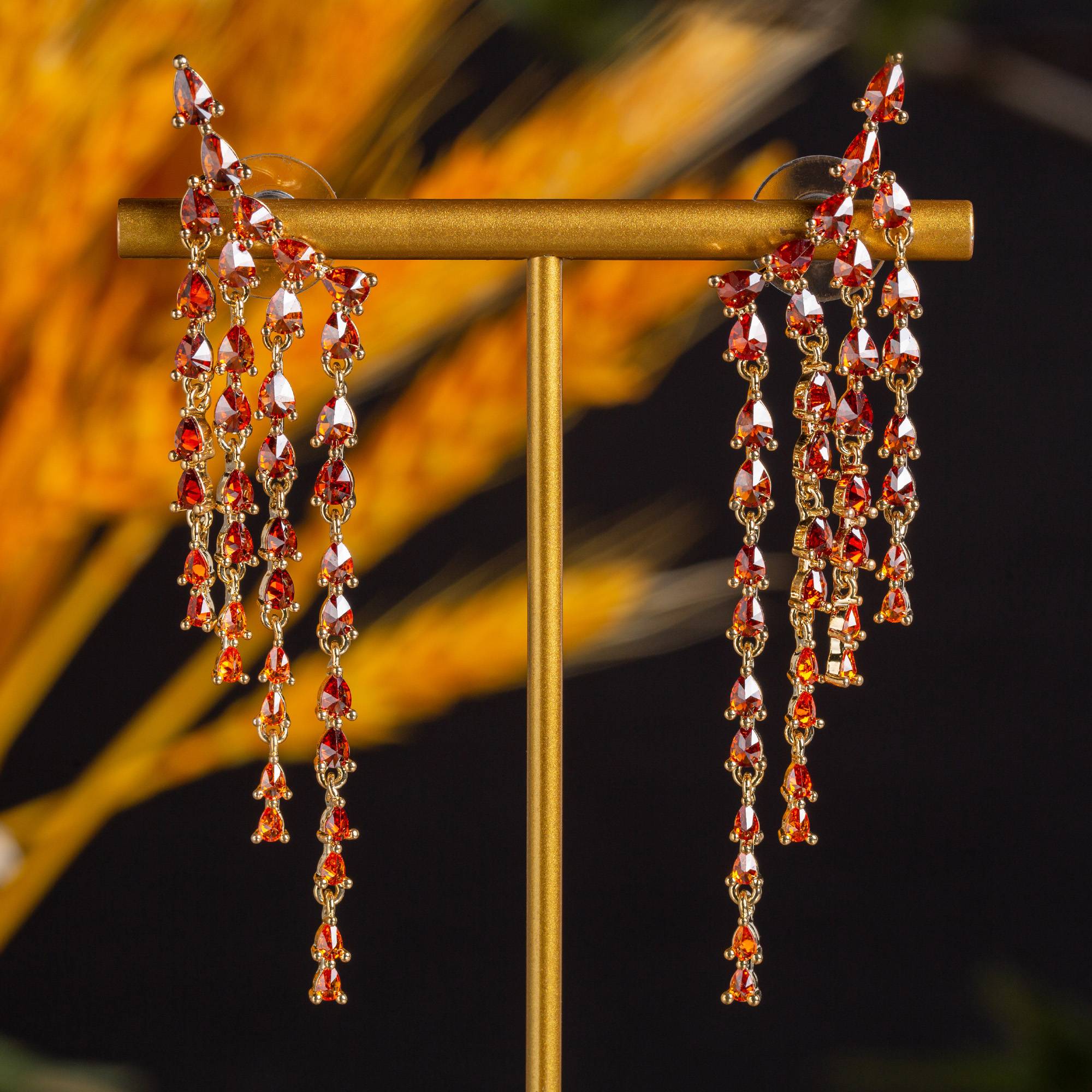 Anting Menjuntai Zirkon Tetesan Air Mata Tembaga Lapis Emas 18k Multi Warna untuk Wanita