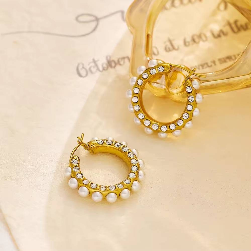High-quality vintage pearl stud earrings with zircon, 18k gold-plated C-shaped hoop stainless steel fashion jewelry earrings for women