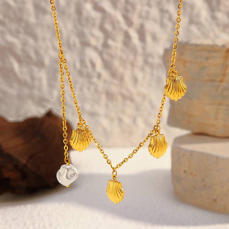 Gold Stainless Steel Shell Necklace for Women Daily Wear