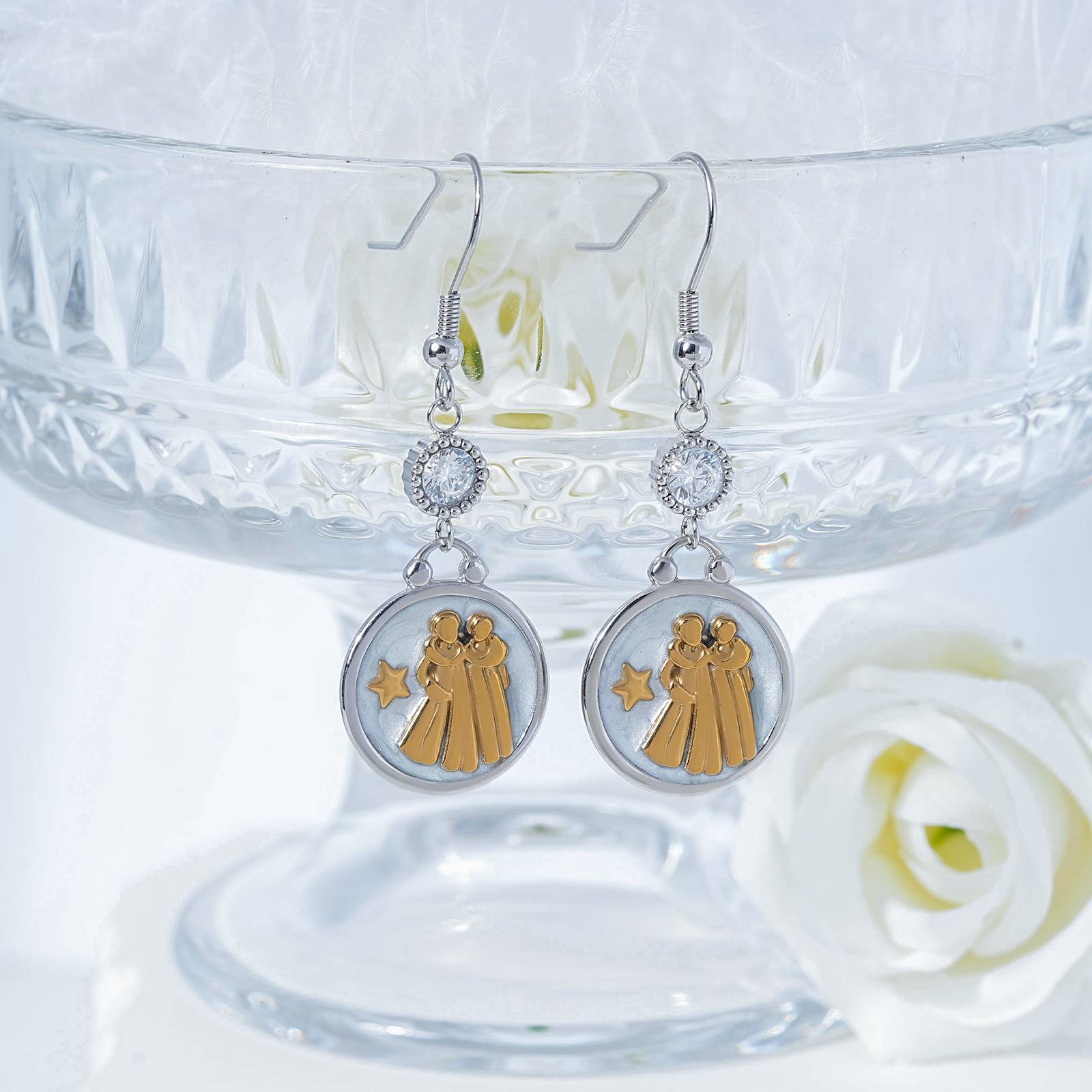 Boucles d'oreilles Lonceen en acier inoxydable avec perle en zircon cubique