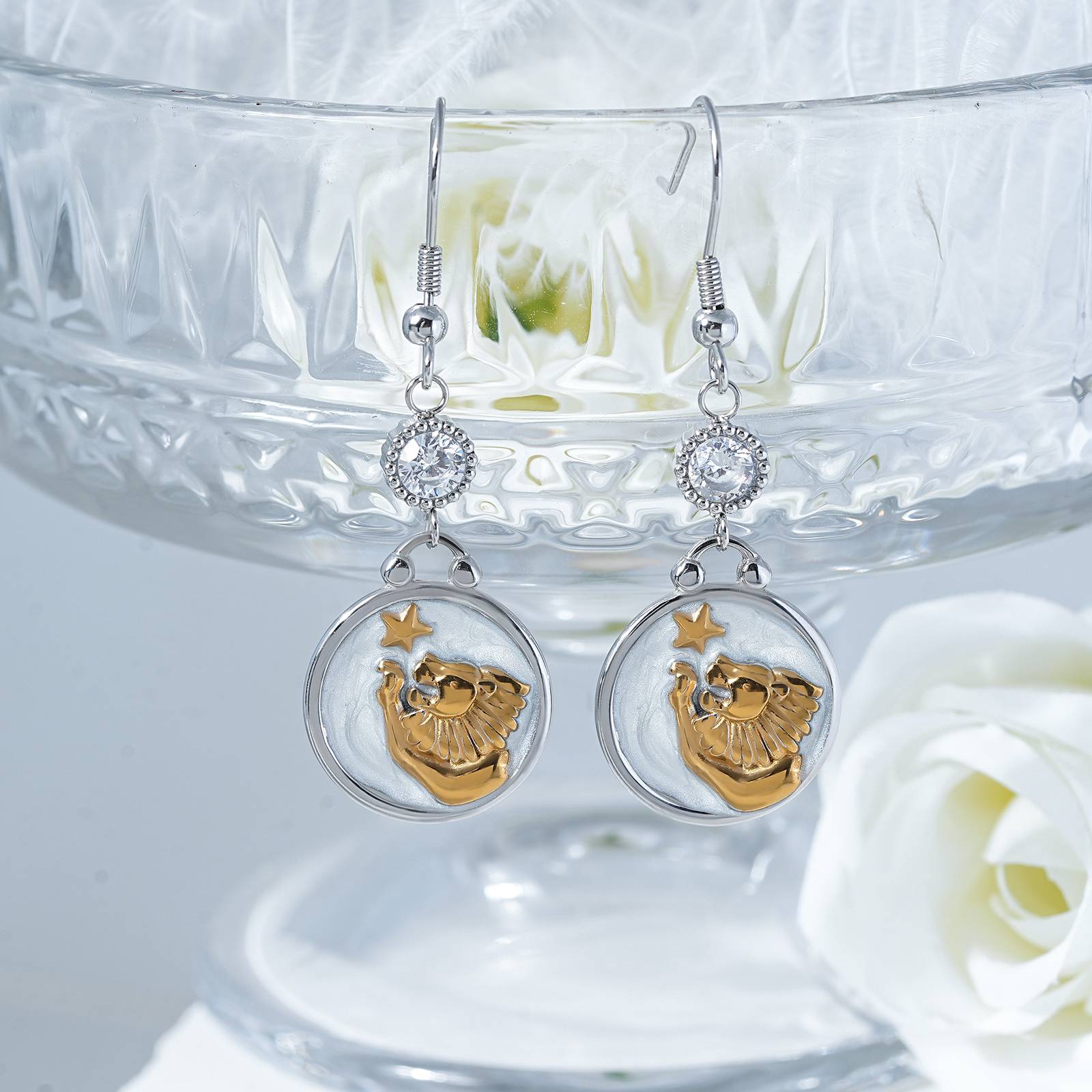 Boucles d'oreilles Lonceen en acier inoxydable avec perle en zircon cubique