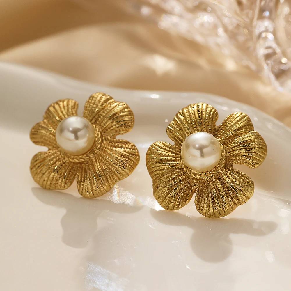 18K Gold Plated Stainless Steel Vintage Flower Pearl Stud Earrings