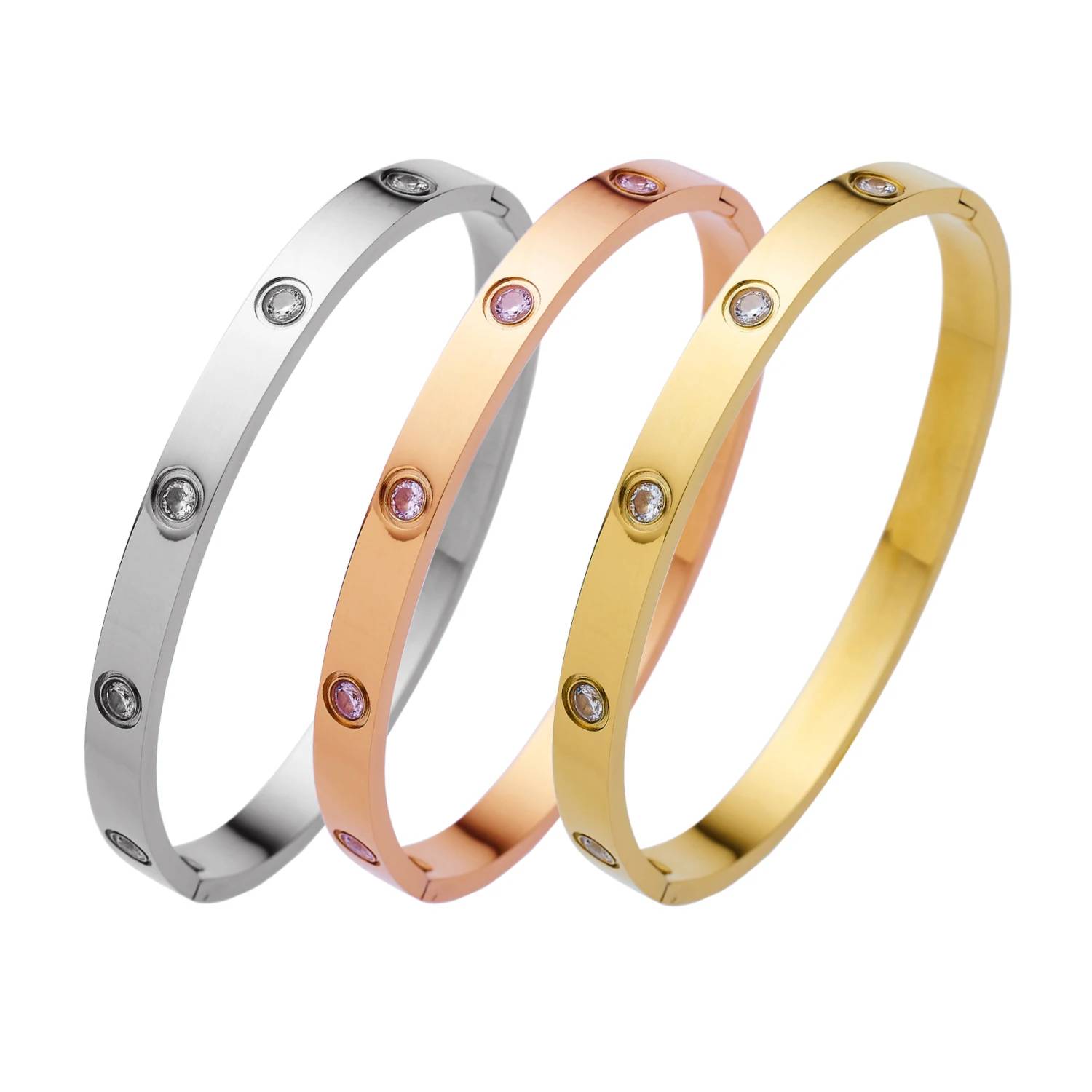 Bracelet: A perfect blend of classic elegance and modern design