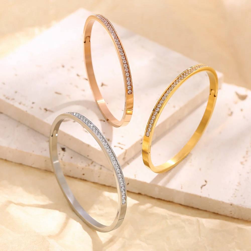 Bracelet: Elegant Jewelry That Transcends Time